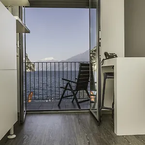 https://campione-univela-hostel.it-lombardy.com